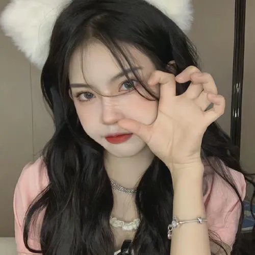 在别处2019